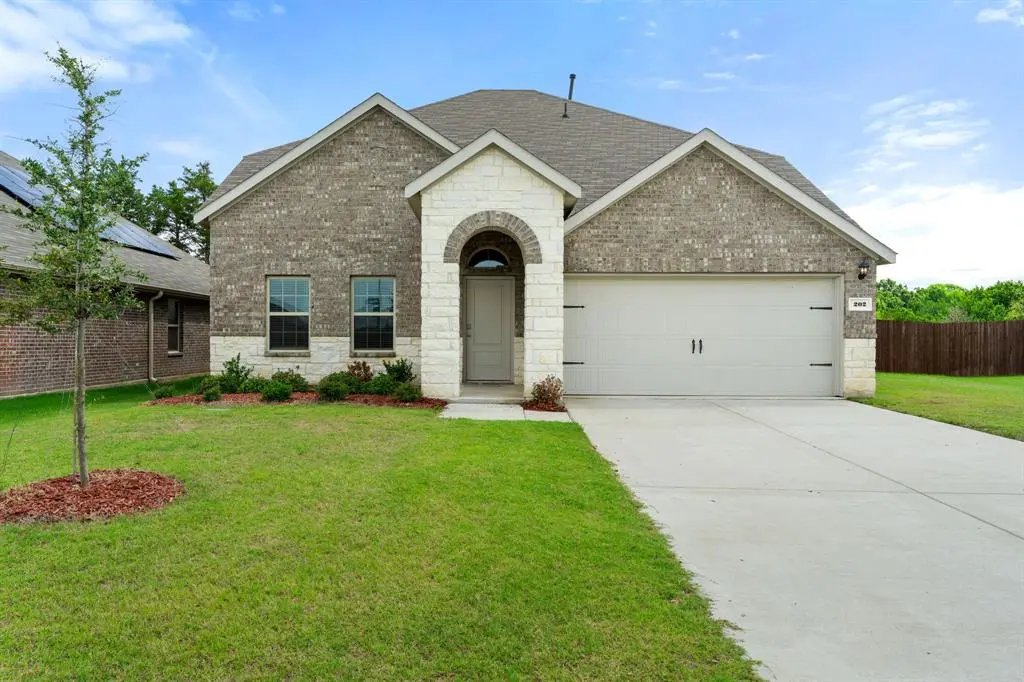 202 Ashbrook Drive, Caddo Mills, TX 75135