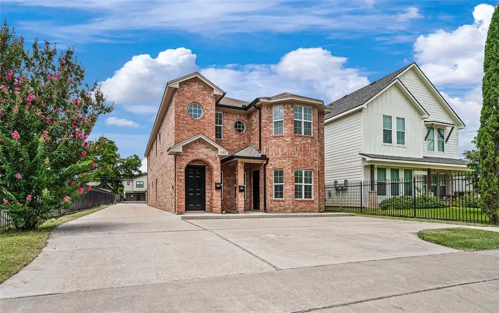 1903 S 11th Street, Waco, TX 76706