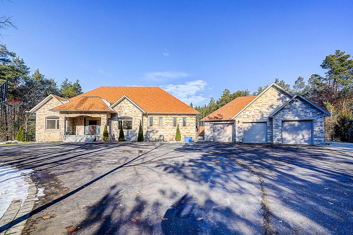 45 Loggers TRL, Whitchurch-stouffville, ON L4A 2L6
