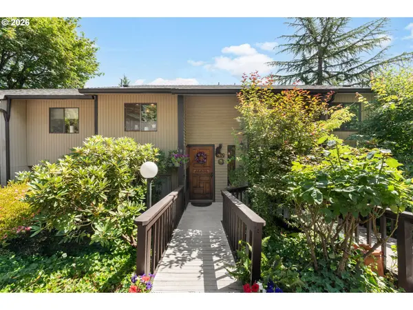 2812 TREE TOP LN, West Linn, OR 97068