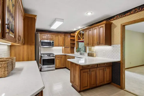 128 Country Club Road, Williamsburg, IA 52361