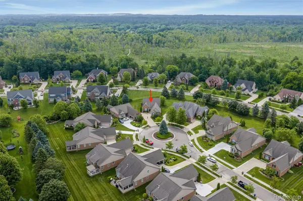 4011 Ardsley CT, Independence Charter Township, MI 48348