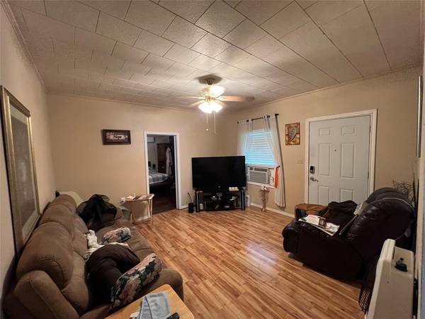 603 E Thomas Street, Sherman, TX 75090