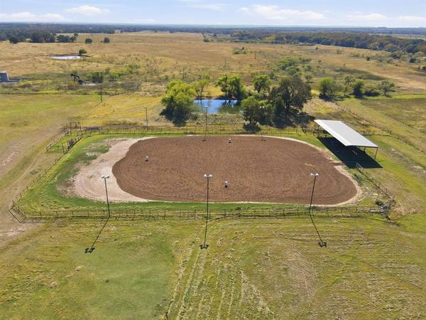5071 Fm 1810, Chico, TX 76431