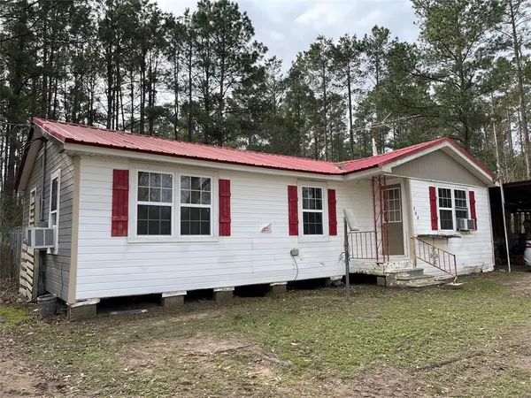 3176 Highway 155,  Coushatta,  LA 71019
