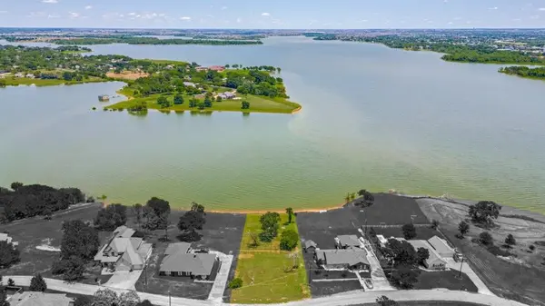 1505 Hillcrest Drive, Little Elm, TX 75068