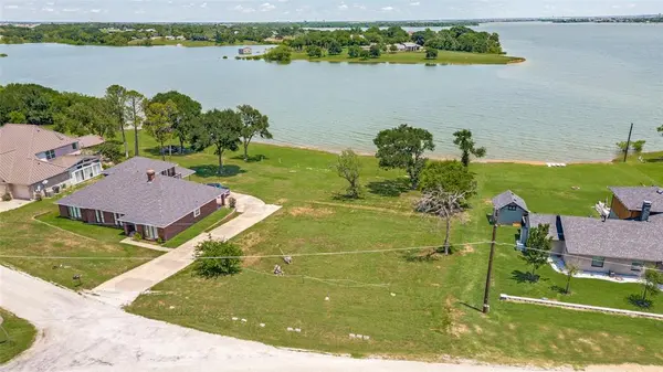 1505 Hillcrest Drive, Little Elm, TX 75068