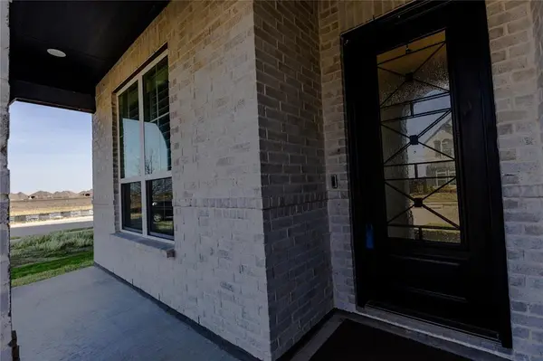 1708 Buttercup Avenue, Aubrey, TX 76227