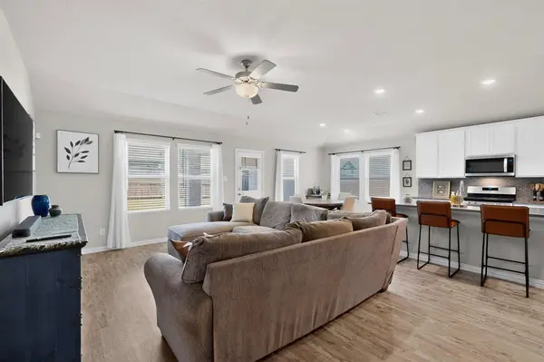 9537 Abington Avenue, Fort Worth, TX 76131
