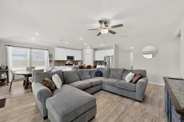 9537 Abington Avenue, Fort Worth, TX 76131