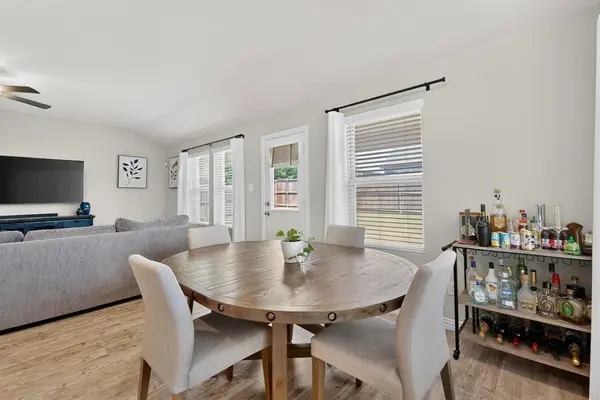 9537 Abington Avenue, Fort Worth, TX 76131