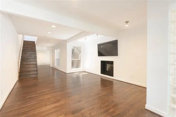 4122 Travis Street #10, Dallas, TX 75204