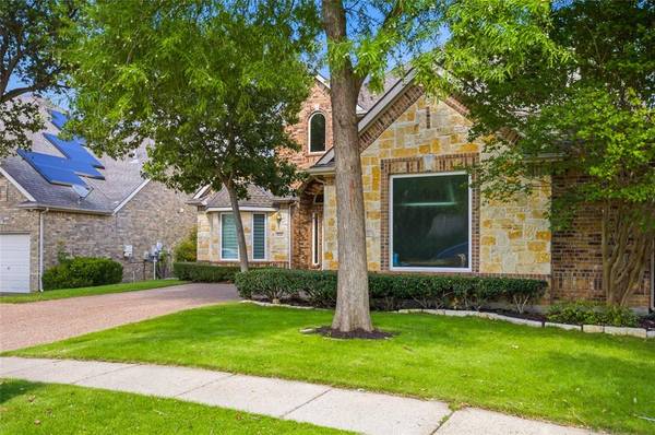 9024 Bottlebrush Lane, Irving, TX 75063