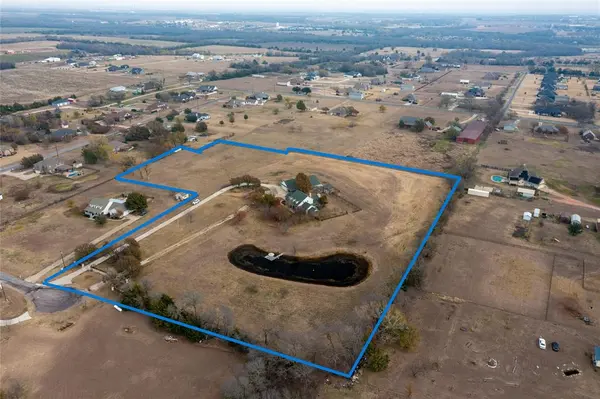 364 Parker Road #A, Van Alstyne, TX 75495