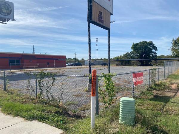 3498 Barksdale Boulevard, Bossier City, LA 71112