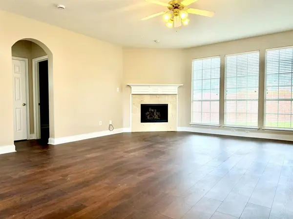 8300 Charleston Street, Irving, TX 75063