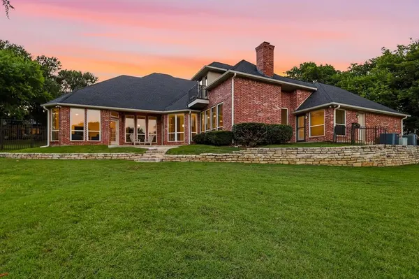 6565 Shoreline Drive, Little Elm, TX 75068