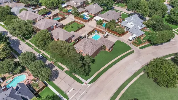 6802 Lochmoor Lane, Garland, TX 75044