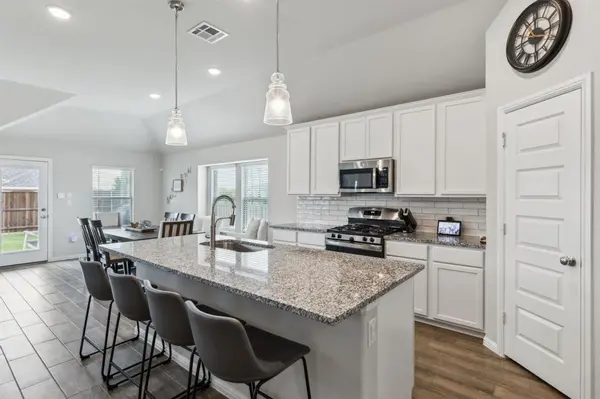 1424 Bellaire Street, Celina, TX 75009