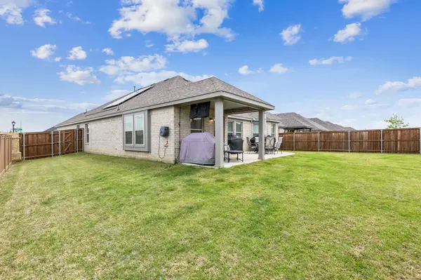 1424 Bellaire Street, Celina, TX 75009