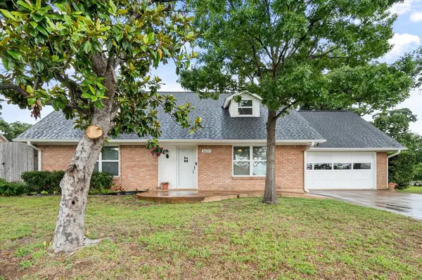 1600 Miller Court, Pantego, TX 76013