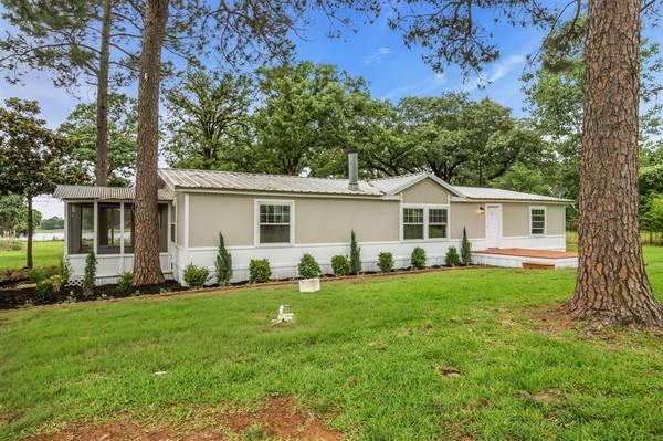 6000 Tranquility Drive, Fort Worth, TX 76140