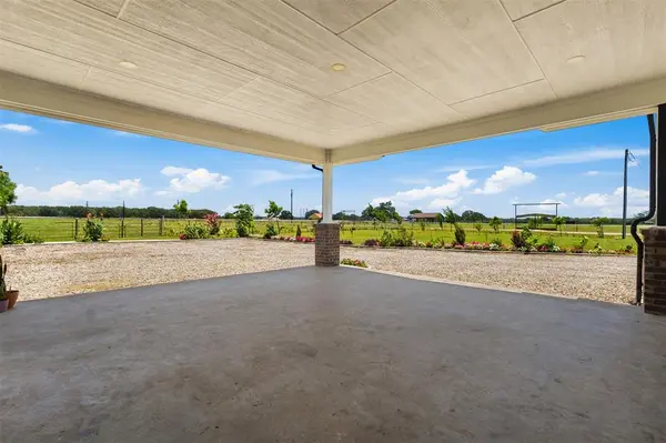 233 Private Road 7786, Wills Point, TX 75169