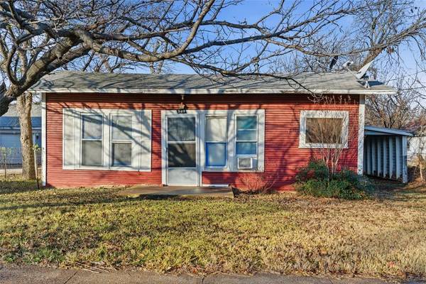 309 S Ostrom Avenue, Eastland, TX 76448