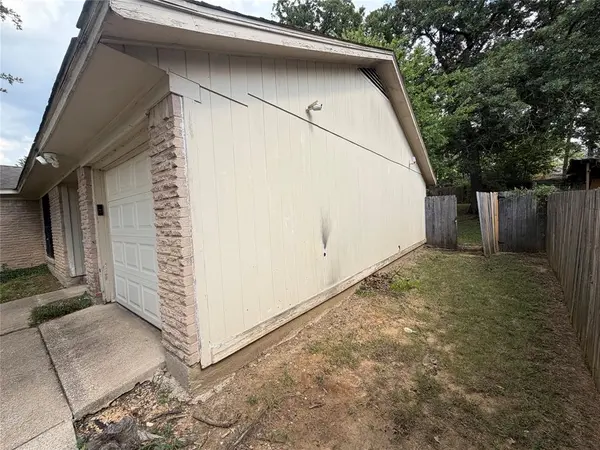 7318 Ridgewick Drive, Dallas, TX 75217