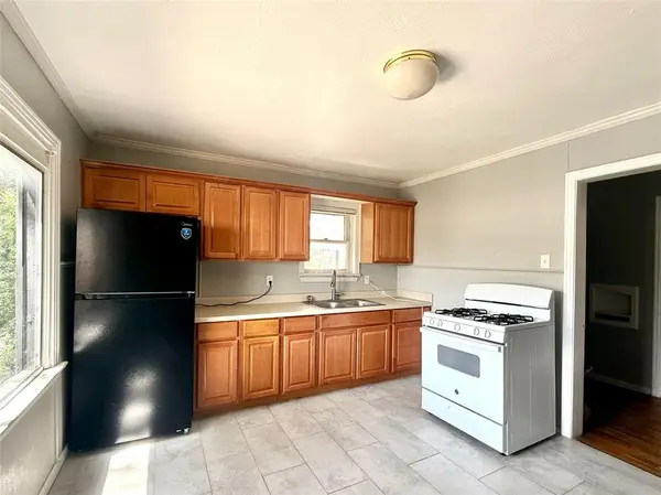107 Fry Street #205, Denton, TX 76201