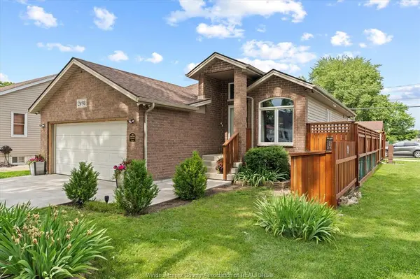 2498 BERNARD, Windsor, ON N8W 4S1
