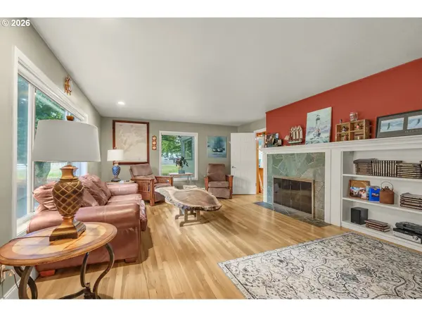 27424 SE EAGLE CREEK RD, Estacada, OR 97023