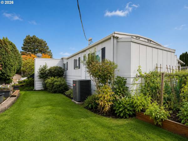 2681 SE RIVER RD #38, Hillsboro, OR 97123