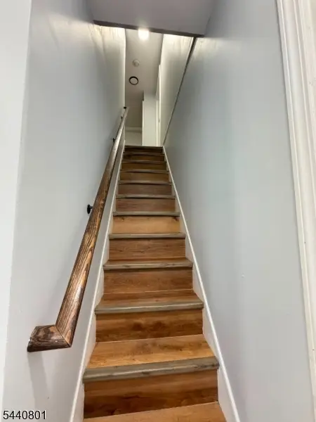 273 Avenel St, Woodbridge Twp., NJ 07001