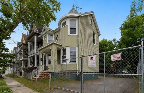 947-949 William St, Elizabeth City, NJ 07201