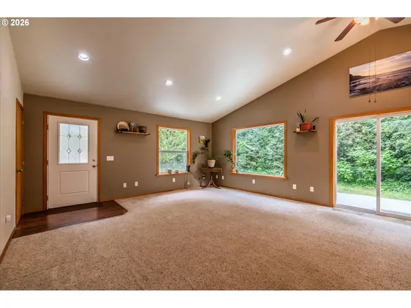 87444 WHISTLING LN, Bandon, OR 97411