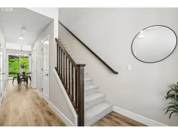262 W MAPLE ST, Washougal, WA 98671