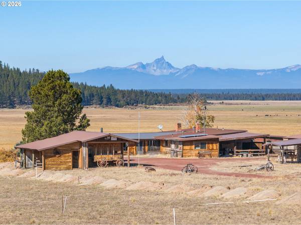 300 49 Rd Silverlake Hwy, Chiloquin, OR 97624