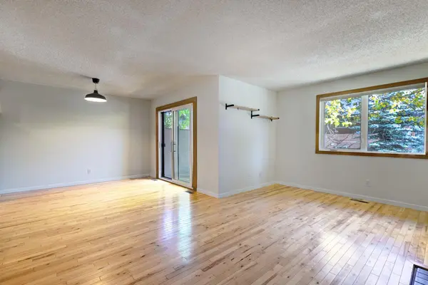 200 Three Sisters DR #105, Canmore, AB T1W 2M1