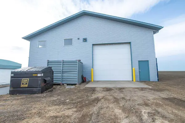 9247 92 AVE, Grande Prairie, AB T8V2H7
