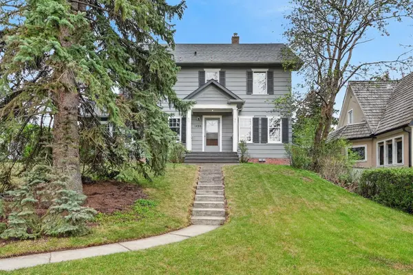 1439 Shelbourne ST SW, Calgary, AB T3C 2L1