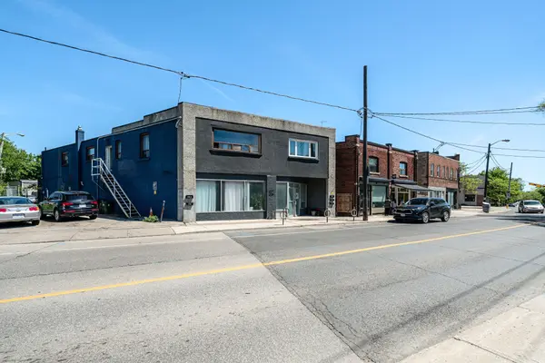 429 Vaughan RD #Unit A, Toronto C03, ON M6C 2P1