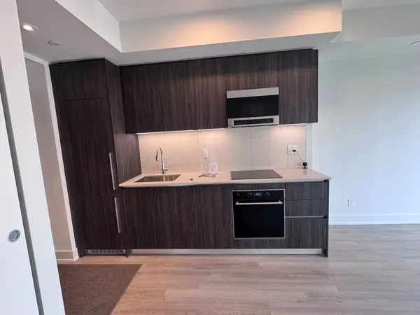 8 Cumberland ST #2801, Toronto C02, ON M4W 0B6