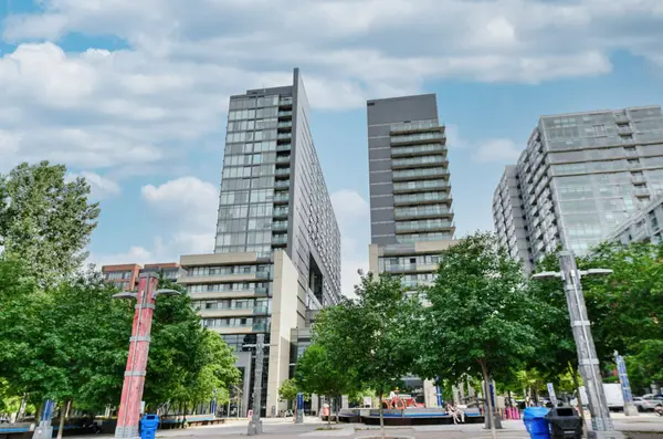 36 Lisgar ST #1511, Toronto C01, ON M6J 0C7