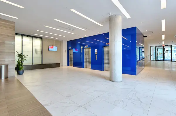 36 Lisgar ST #1511, Toronto C01, ON M6J 0C7
