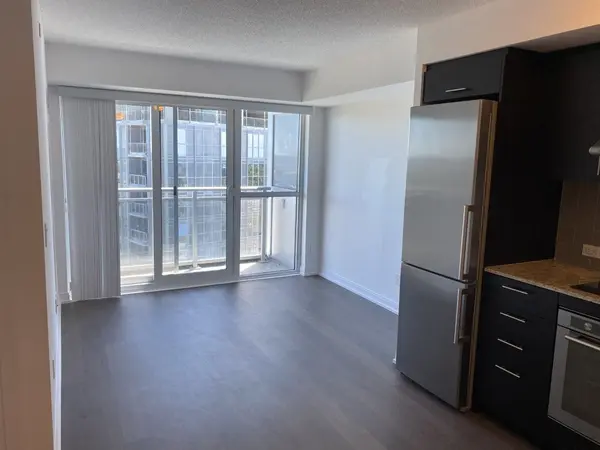 255 Village Green SQ #2709, Toronto E07, ON M1S 0L3