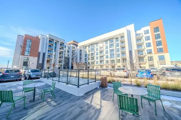 490 Gordon Krantz AVE #201, Milton, ON L9E 1Z5