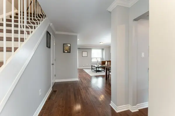 41 Maple Branch PATH, Toronto W09, ON M9P 3T4