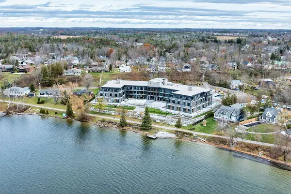 99 Louisa ST #302, Kawartha Lakes, ON K0M 1N0
