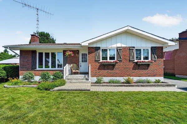 32 Frost AVE N, South Stormont, ON K0C 1P0